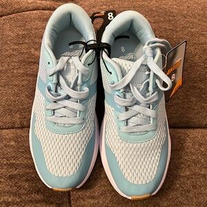 AVIA NWT Size 8 Blue lace-up Tennis Shoes